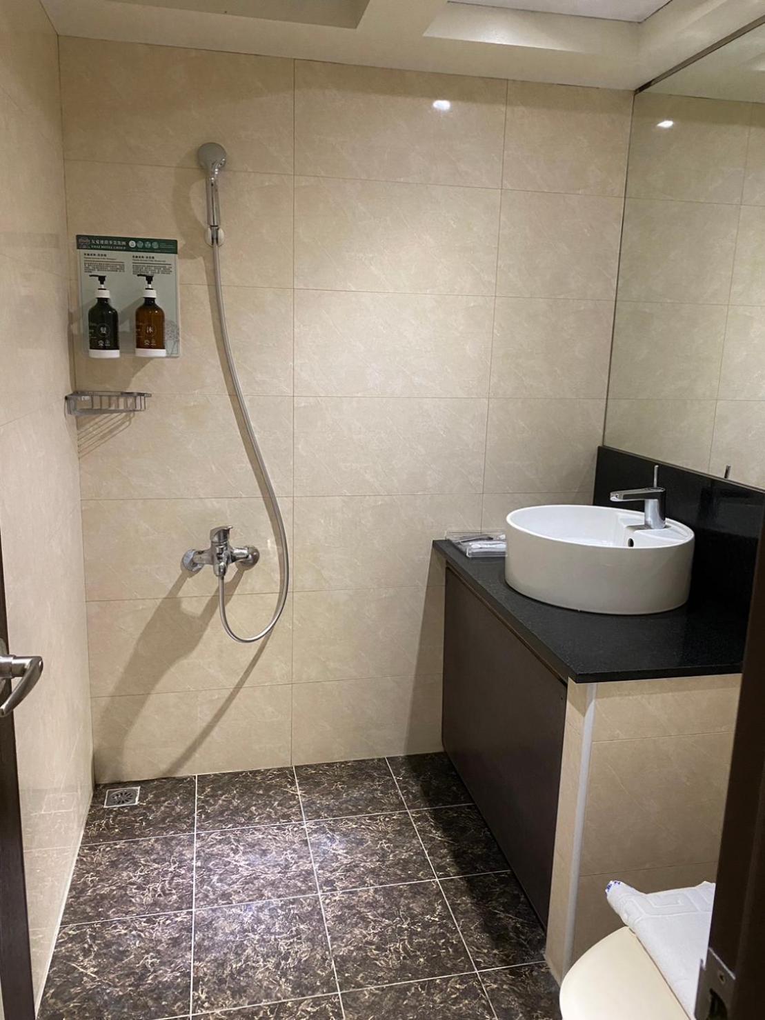 Yuai Fu Hao Hotel Taichung Eksteriør billede